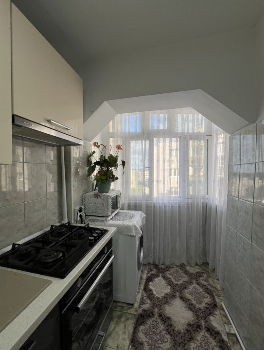 Apartament 2 camere decomandat, zona Big Center