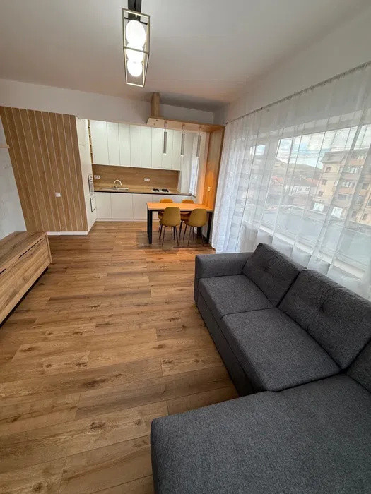 Apartament 2 camere la cheie, parcare, zona Primaria Baciu