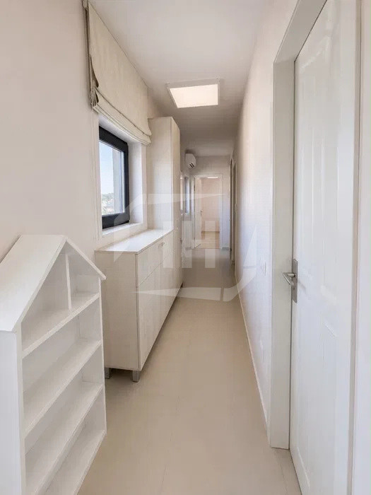 Apartament 3 camere, parcare, Borhanci
