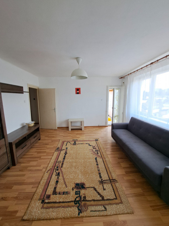 Apartament 2 camere in zona Parcului Central