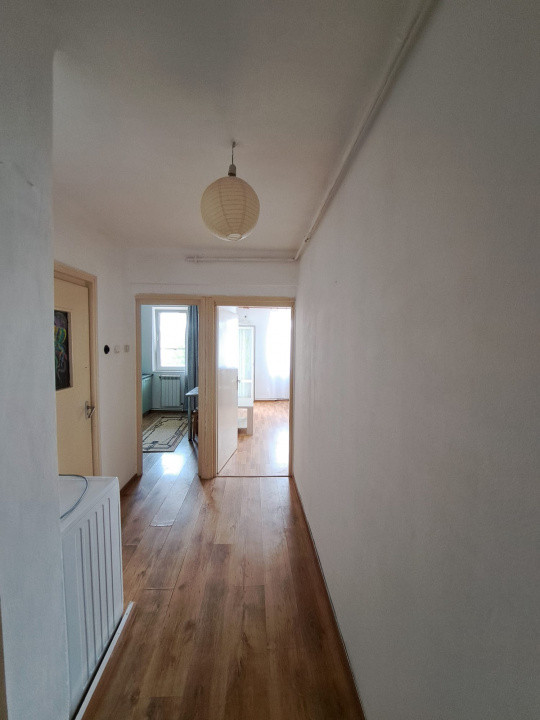 Apartament 2 camere in zona Parcului Central
