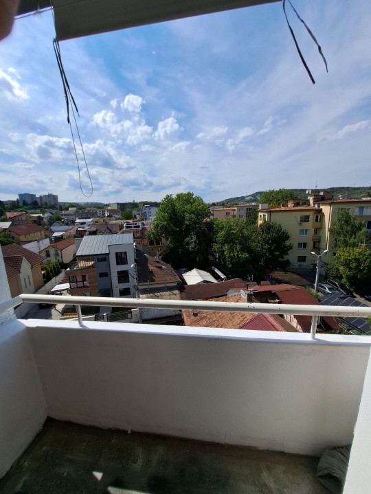Apartament 2 camere in zona Parcului Central