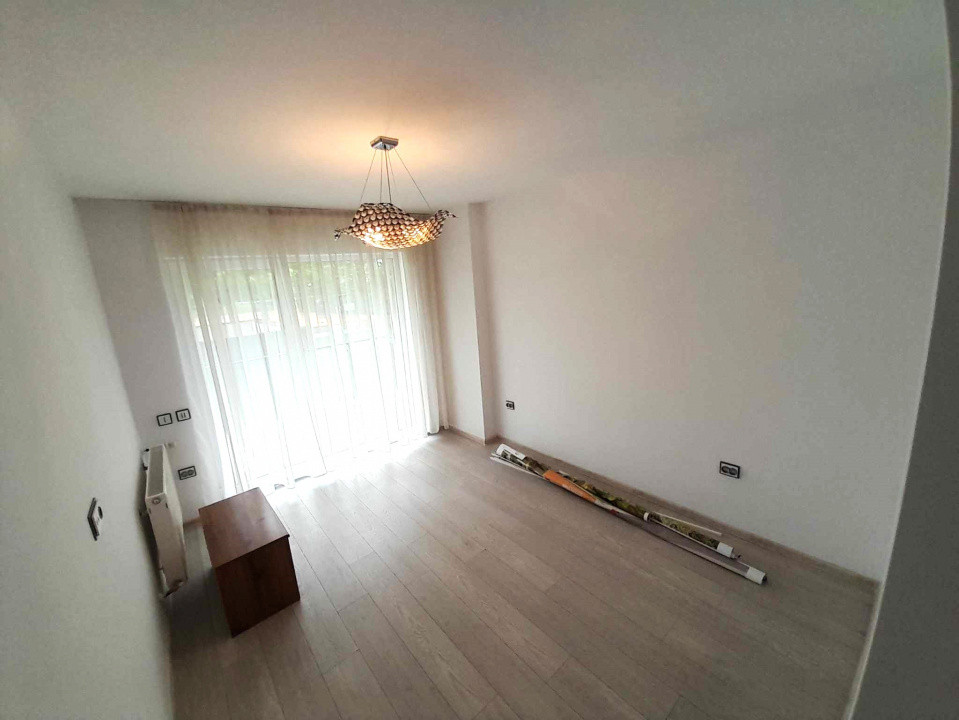 Spatiu de birou, parcare subterana, zona Sopor