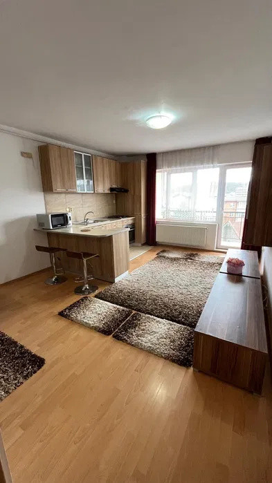 Apartament 2 camere la cheie, parcare, zona Petrom Calea Baciului