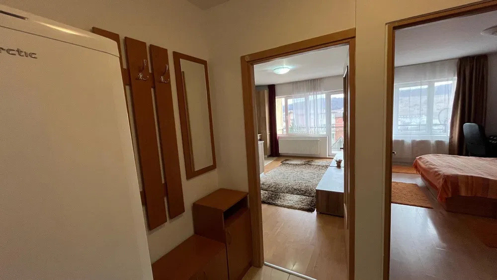 Apartament 2 camere la cheie, parcare, zona Petrom Calea Baciului