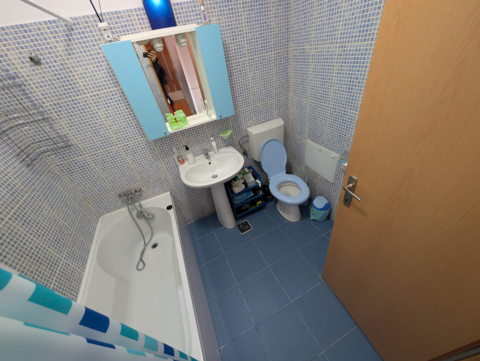Apartament 2 camere la cheie, parcare, zona Petrom Calea Baciului