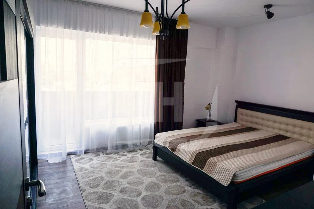 Apartament 2 camere, cu parcare, zona Marasti