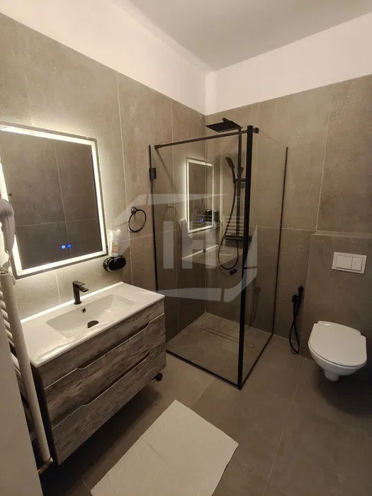 Apartament 2 camere I cu gradina I parcare I zona Pod Ira