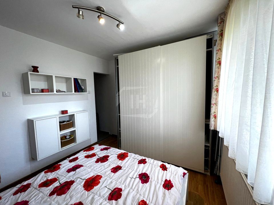 Apartament 4 camere, decomandat, zona Brancusi - Gheorgheni