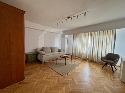 Apartament 3 camere I 2 bai I decomandat I cu parcare I zona Piata Cipariu