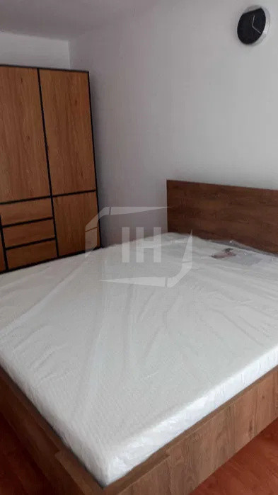 Apartament 3 camere I decomandat I zona Dorobatilor