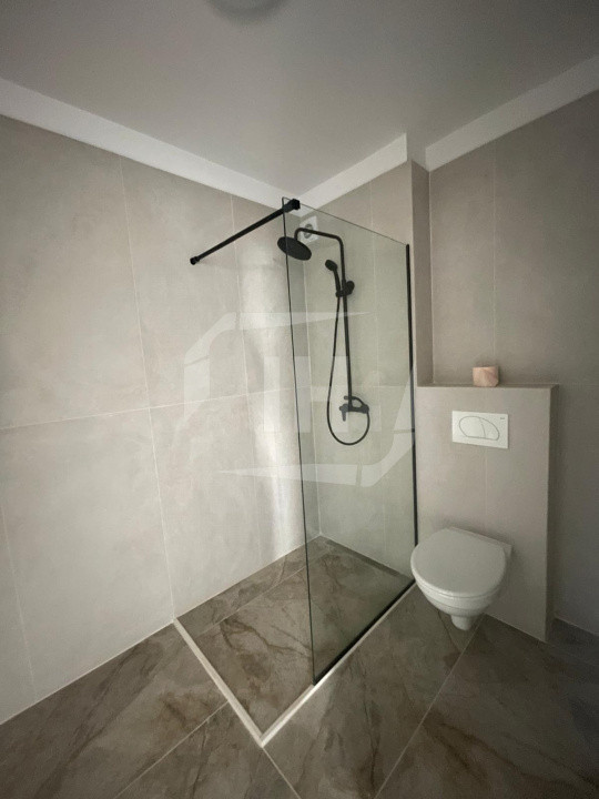 Apartament 3 camere, parcare inclusa, imobil nou, finisat, Floresti