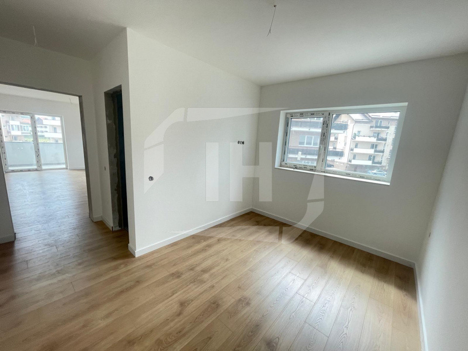 Apartament 3 camere, parcare inclusa, imobil nou, finisat, Floresti