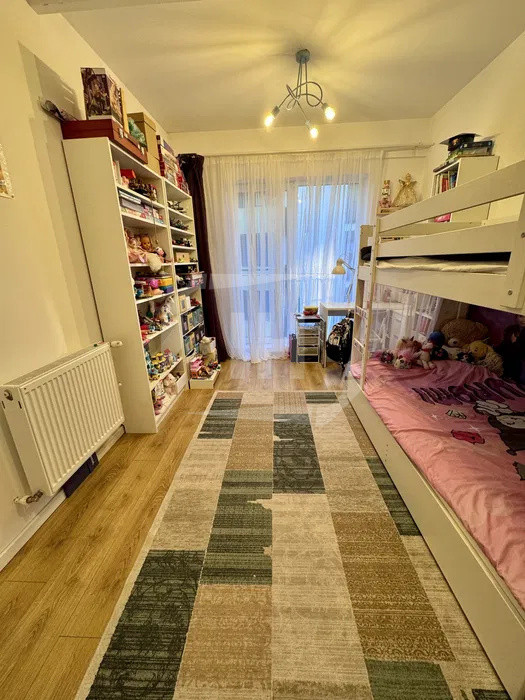 Apartament 2 camere, intermediar, zona centrala