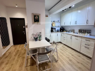 Apartament 2 camere, intermediar, zona centrala