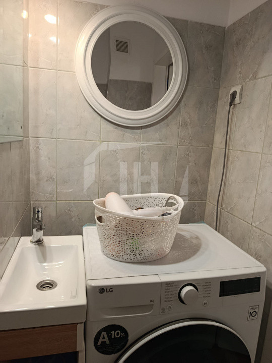 Apartament 3 canere, decomandat, Dorobantilor