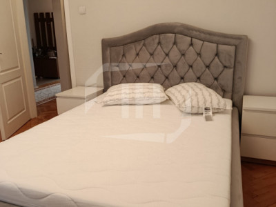 Apartament 3 canere, decomandat, Dorobantilor