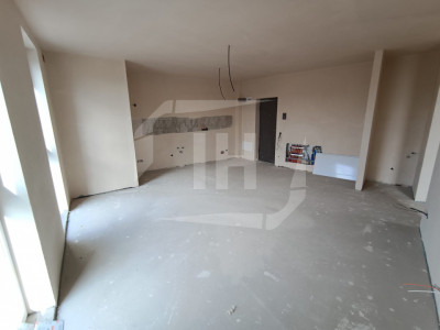 Apartament 2 camere, constructie cu CF, intermediar, parcare, zona Marasti