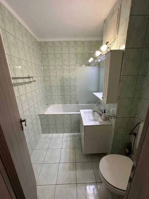 Apartament 3 camere cu 2 bai, zona Calea Floresti, cartier Manastur