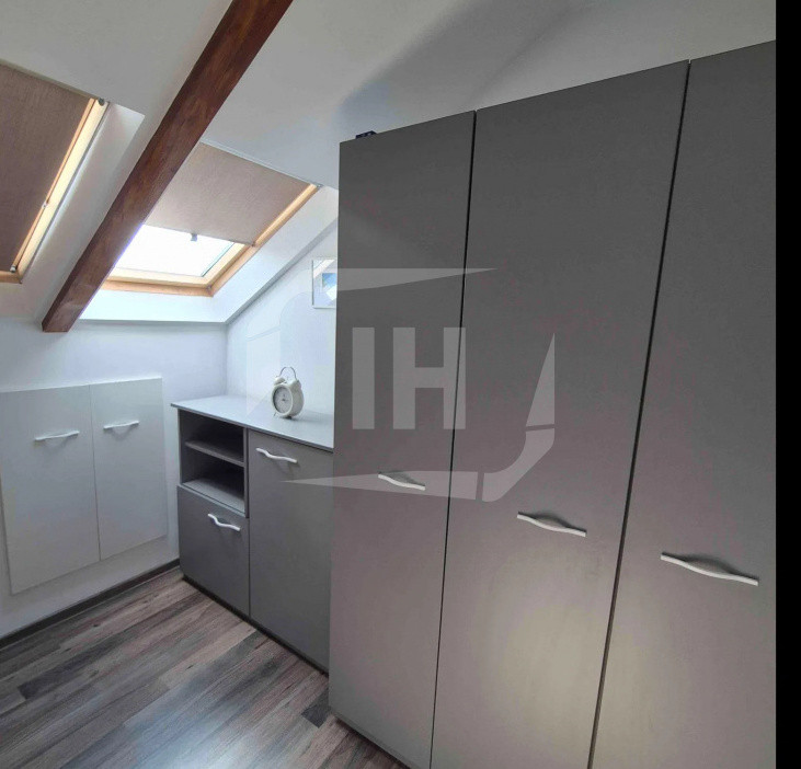 Apartament 3 camere, cu parcare, zona Iulius Mall