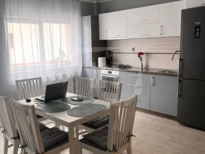 Apartament 2 camere, parcare , cartier Buna Ziua