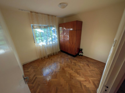 Apartament 3 camere cu 2 bai, cartier Manastur