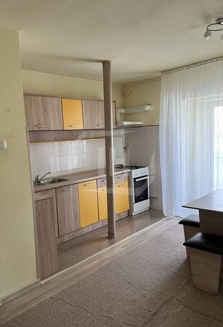 Apartament 2 camere I decomandat I zona Titulescu I Piata Cipariu
