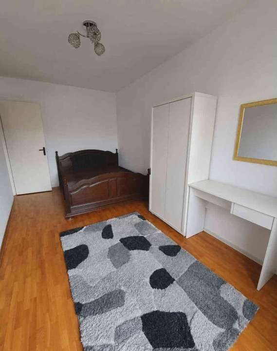 Apartament 2 camere decomandat, zona Big Center