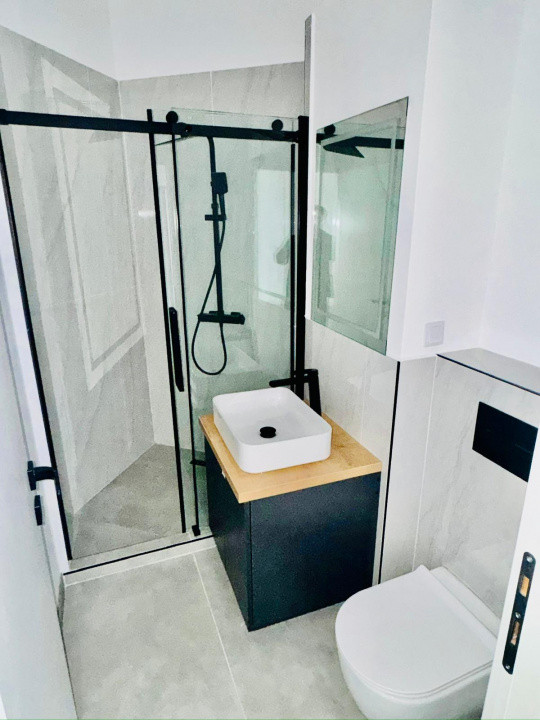 Apartament 2 camere finisat, parcare subterana, zona Vivo