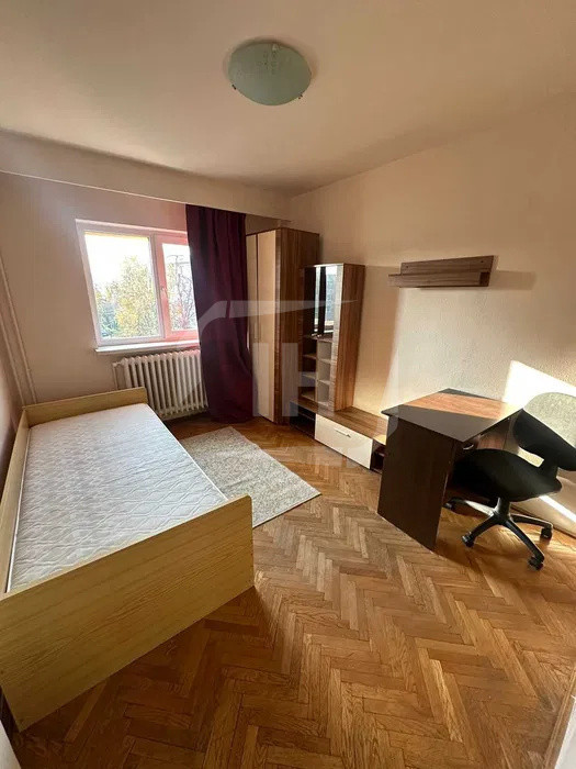 Apartament 4 camere, 2 bai, 3 balcoane, etaj intermediar, pe Titulescu!