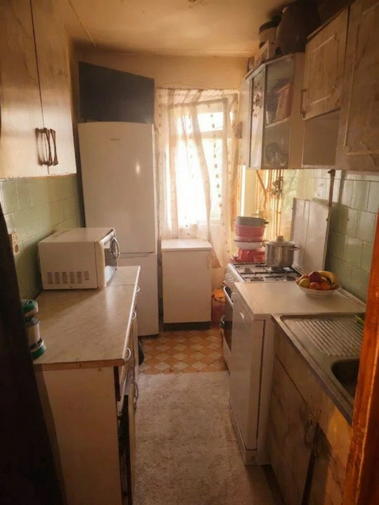 Apartament 2 camere renovabil, etaj 1, zona baza sportiva Manastur