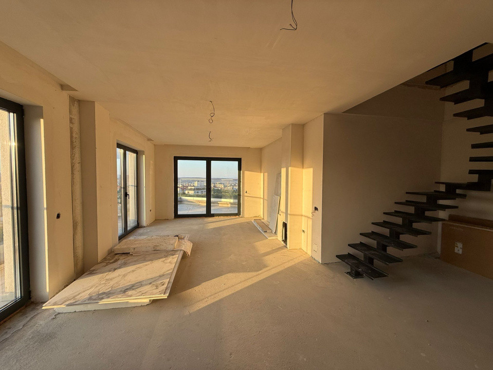 Apartament deosebit pe 2 niveluri, zona Calea Turzii