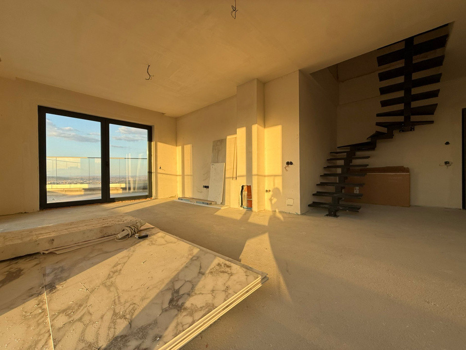 Apartament deosebit pe 2 niveluri, zona Calea Turzii
