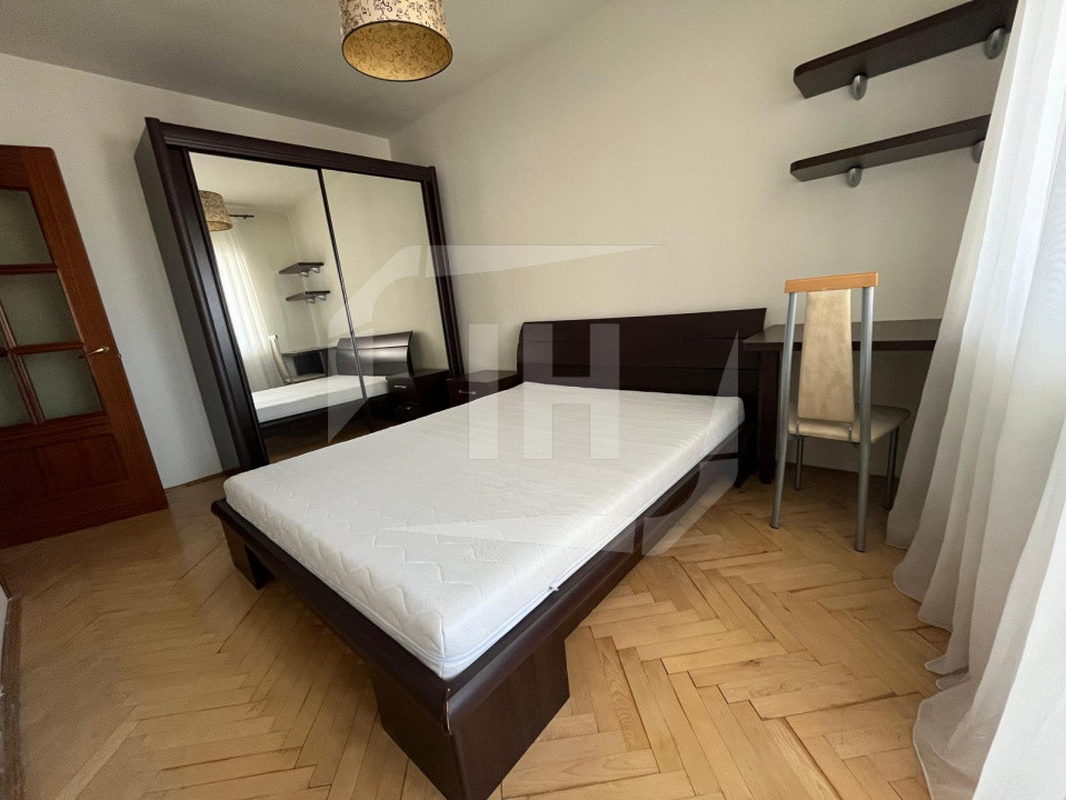 Apartament 4 camere I decomandat I 2 locuri de parcare I Nicolae Titulescu