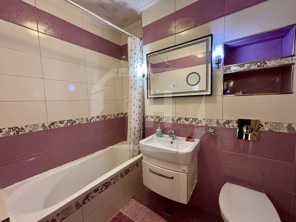 Apartament 3 camereI decomandat I zona  Piata Cipariu