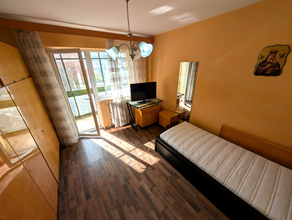 Apartament 3 camere decomandat, zona Primaverii Manastur