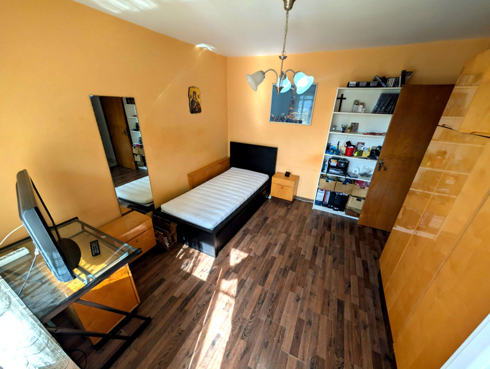 Apartament 3 camere decomandat, zona Primaverii Manastur