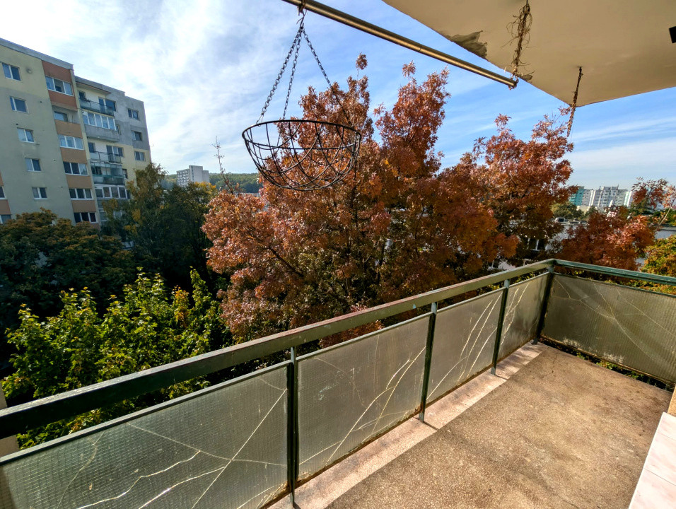 Apartament 3 camere decomandat, zona Primaverii Manastur