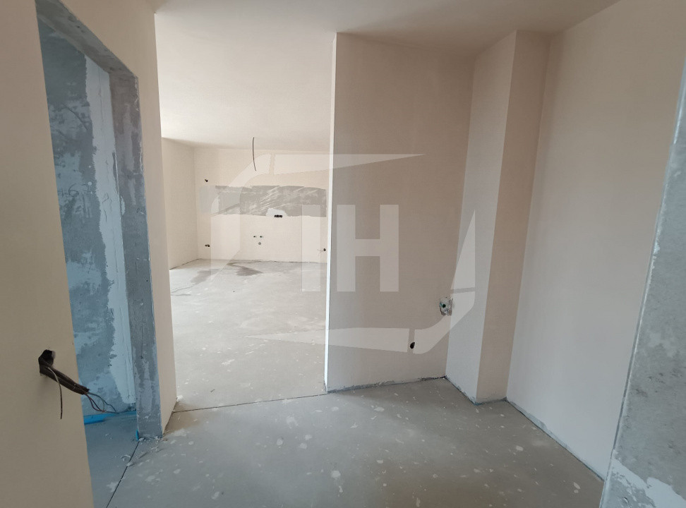 Apartament 3 camere, constructie cu CF, intermediar, zona strazii Horea