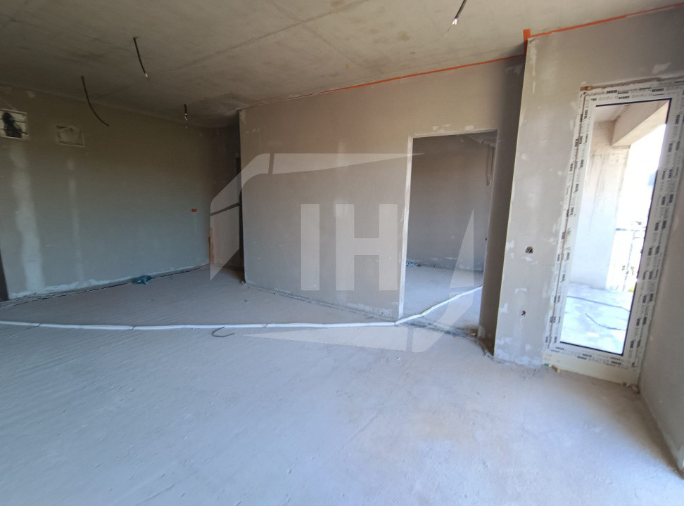 Apartament 3 camere, constructie cu CF, intermediar, zona strazii Horea