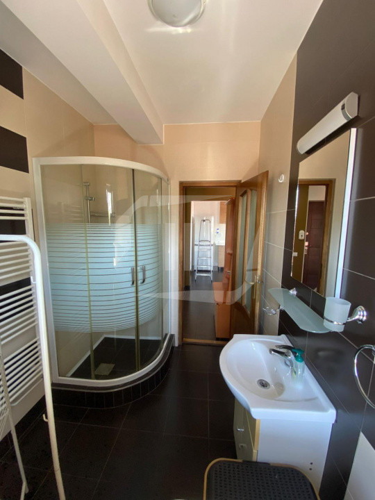 Apartament 2 camere, modern, parcare , zona Constantin Brancusi