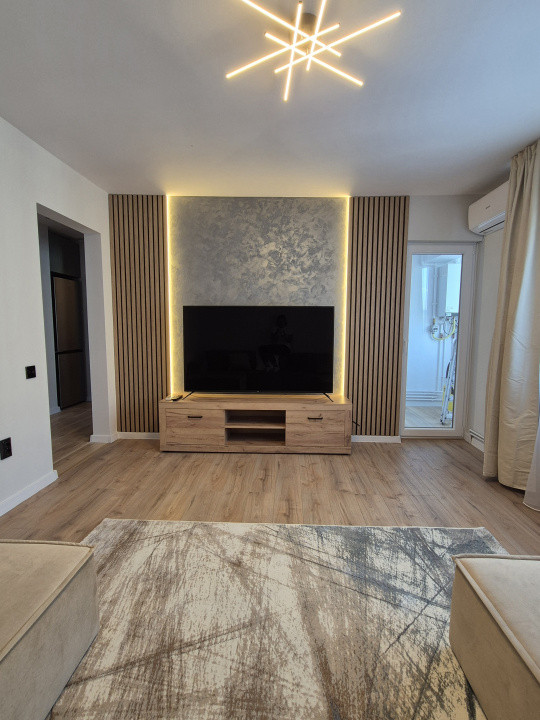 Apartament 2 camere decomandat, zona Bld Primaverii