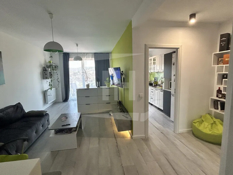 Apartament 42 mp, intermediar, mobilat si utilat, zona strazii Paris