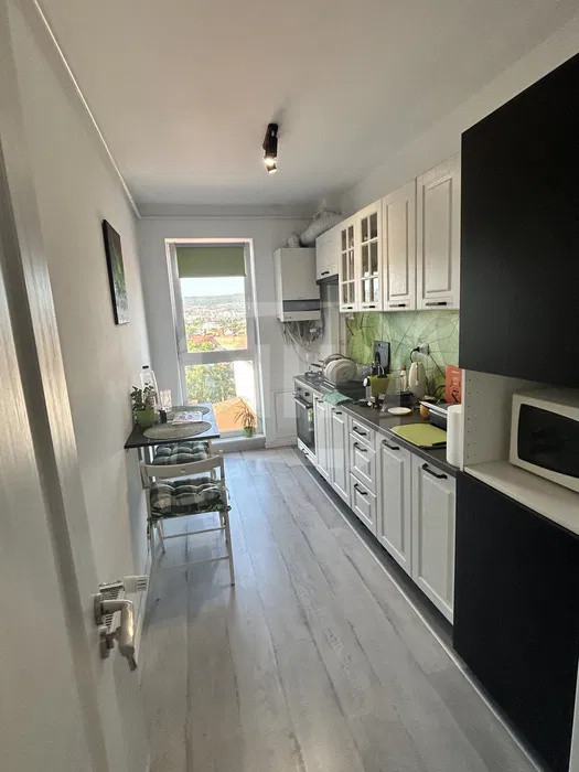 Apartament 42 mp, intermediar, mobilat si utilat, zona strazii Paris