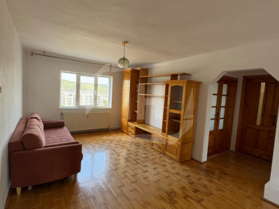 Apartament 4 camere, parcare, Manastur