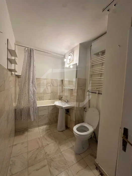 Apartament 3 camere I Manastur zona Ion Mester