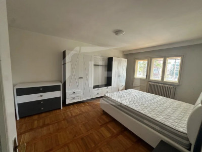 Apartament 3 camere I Manastur zona Ion Mester