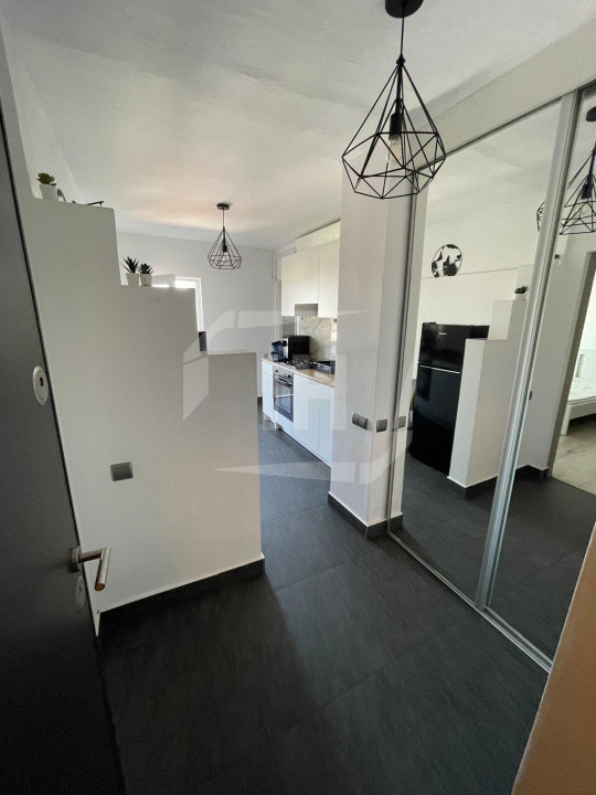 Apartament 38 mp, intermediar, mobilat si utilat, zona strazii Aurel Vlaicu