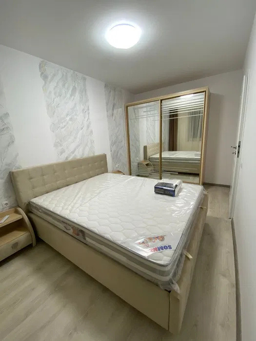 Apartament 2 camere decomandat, la cheie, zona Vivo
