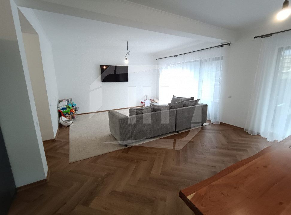 Duplex 4 camere I mobilat modern I garaj I Dezmir- zona strazii Planoarelor